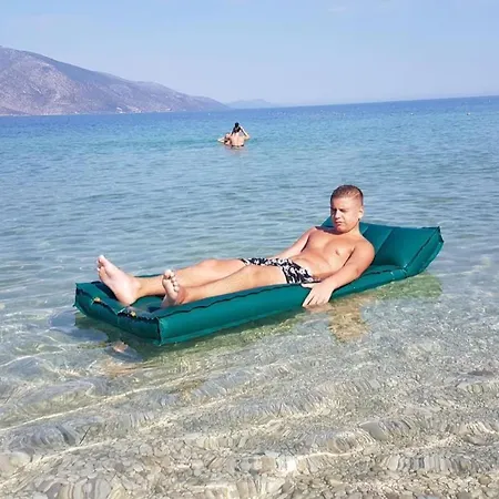 Дом отдыха Bonbon Sea *